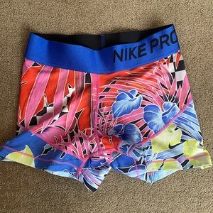 Nike women’s workout spandex